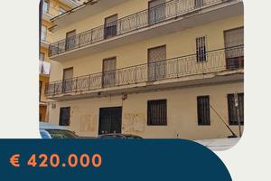 Edificio a melito di napoli (na)