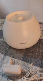 Diffusore di olio essenziali con luce terapia.