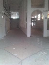 Ex palestra mq.1.300 Stazione Centrale