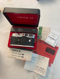 Leica M6 Cromata-Corredo completo da Collezionista