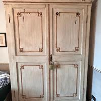Armadio antico in legno massello fine ’800 – dipin