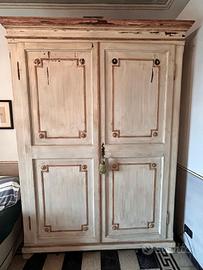 Armadio antico in legno massello fine ’800 – dipin