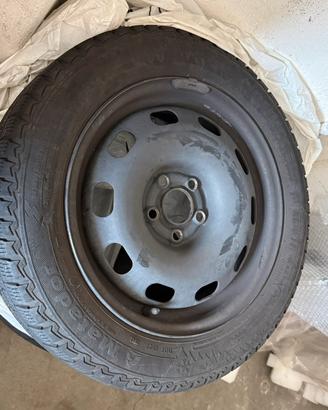 Gomme invernali con cerchi