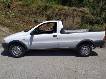 Fiat strada