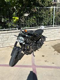 Husqvarna Svartpilen 401