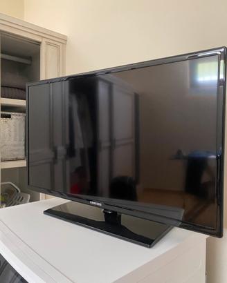 TV/Monitor LED 32” Samsung