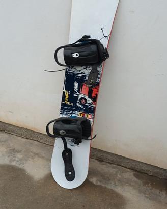 SNOWBOARD