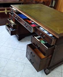 Scrivania inglese fine 800