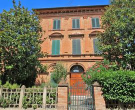 Acquaviva di Montepulciano (SI), antico palazzo st