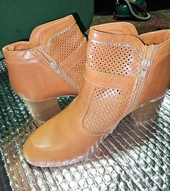 stivaletti da donna n.38 BATA Abbigliamento e Accessori In vendita a Milano