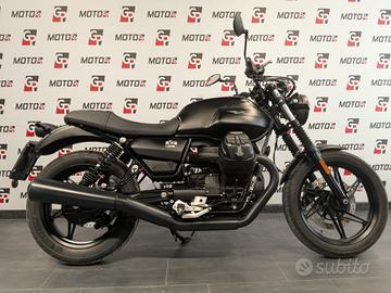 Moto guzzi v7 stone 850