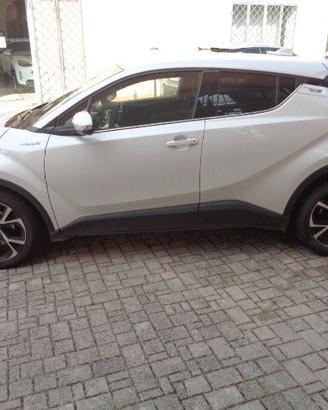Toyota C-HR 1.8 Hybrid E-CVT TREND BIANCO PERLATO 