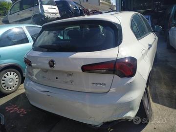 Portellone nudo FIAT TIPO del 2018