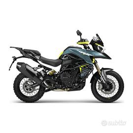 Benelli TRK 902 BENELLI XPLORER