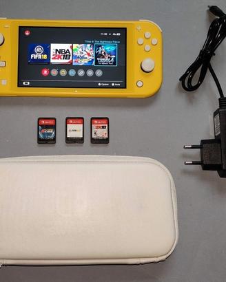 Switch lite gialla con 3 giochi