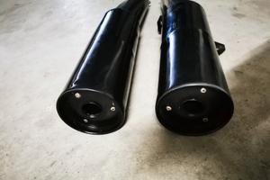 kawasaki gpz 900 terminali e fianchetti