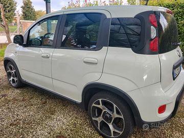 Fiat panda 1.0 cross pochi chilometri 