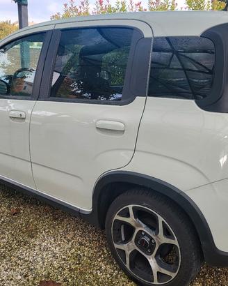 Fiat panda 1.0 cross pochi chilometri 