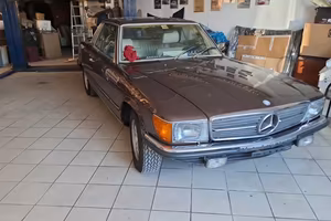 Mercedes 280slc 107