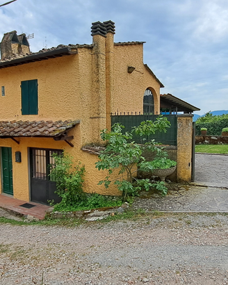 Mugello immersa nella natura zona autodromo