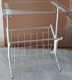 Tavolino porta riviste