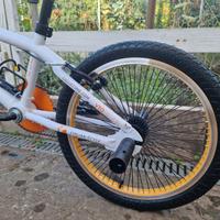 Bicicletta bmx