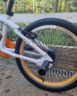 Bicicletta bmx