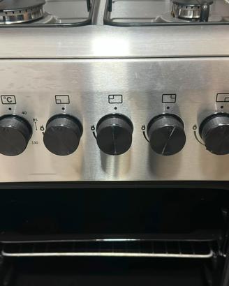 Cucina a gas con forno