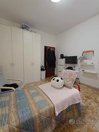 Camera/posto letto zona oltretorrente