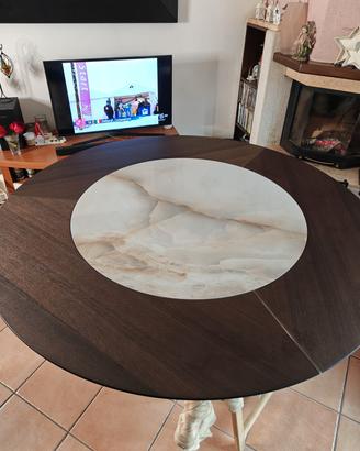 Tavolo Cattelan
