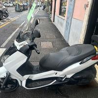 Yamaha X-Max 250 - 2008 - PERMUTE