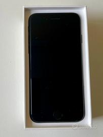 Iphone 7 32gb in perfette condizioni + accessori