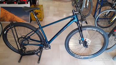 BH ULTIMATE RC 7.7 2023