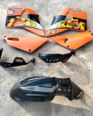 carene KTM lc4 690 del 97 