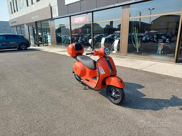 Vespa GTS 300 Super (AZIENDALE)