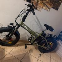 Bicicletta con pedalata assistita