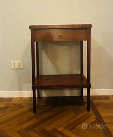 comodino in legno pomello in ottone - Restaurato