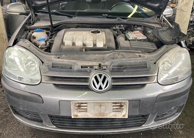 RICAMBI USATI AUTO VOLKSWAGEN Golf 5 Berlina GOLF