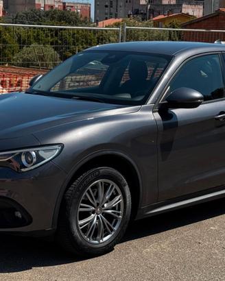 🇮🇹 Alfa Romeo Stelvio 2.2 AT8 190 Q4 CERTIFICATA