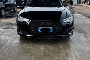 Audi A4  S line