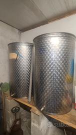 SILOS