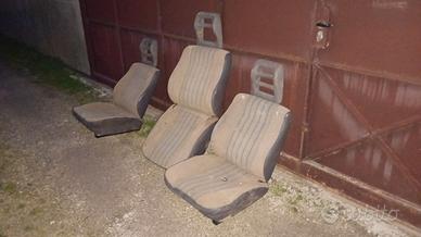 Tre sedili singoli per furgone