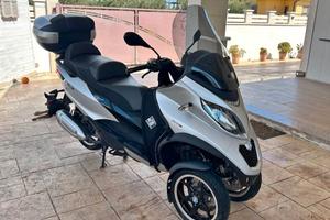 Piaggio MP3 LT 300 i.e. (allestimento Sport/Busine