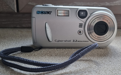 Sony DSC-P72