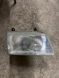 FANALE ANTERIORE PASSEGGERO NISSAN TARRANO II