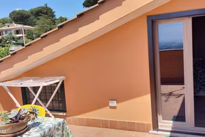 APPARTAMENTO VICINO A VILLA DELLE QUERCE 