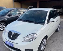Lancia Ypsilon 1.2 Anno 2010 TAGLIANDATA