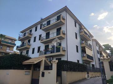 4 LOCALI A PALERMO