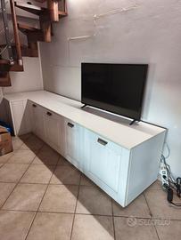Mobile TV bianco effetto legno