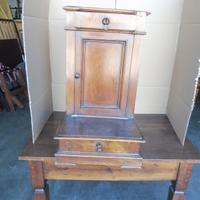 Armadio antico inginocchiatoio legno